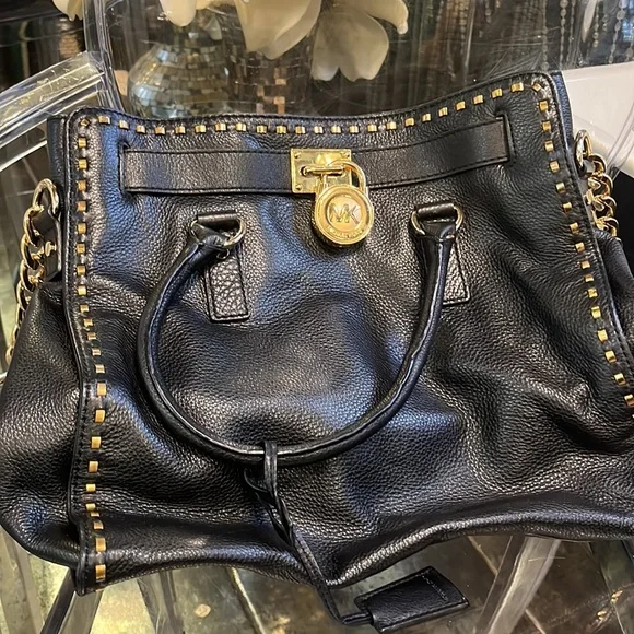 Authentic Michael  kors purse - Picture 2 of 5